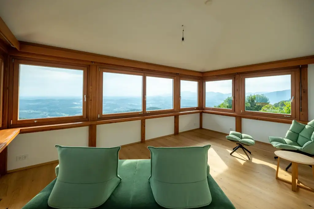 Einfamilienhaus am Kulm - "Ihr Rückzugsort mit unverbaubarem Fernblick."