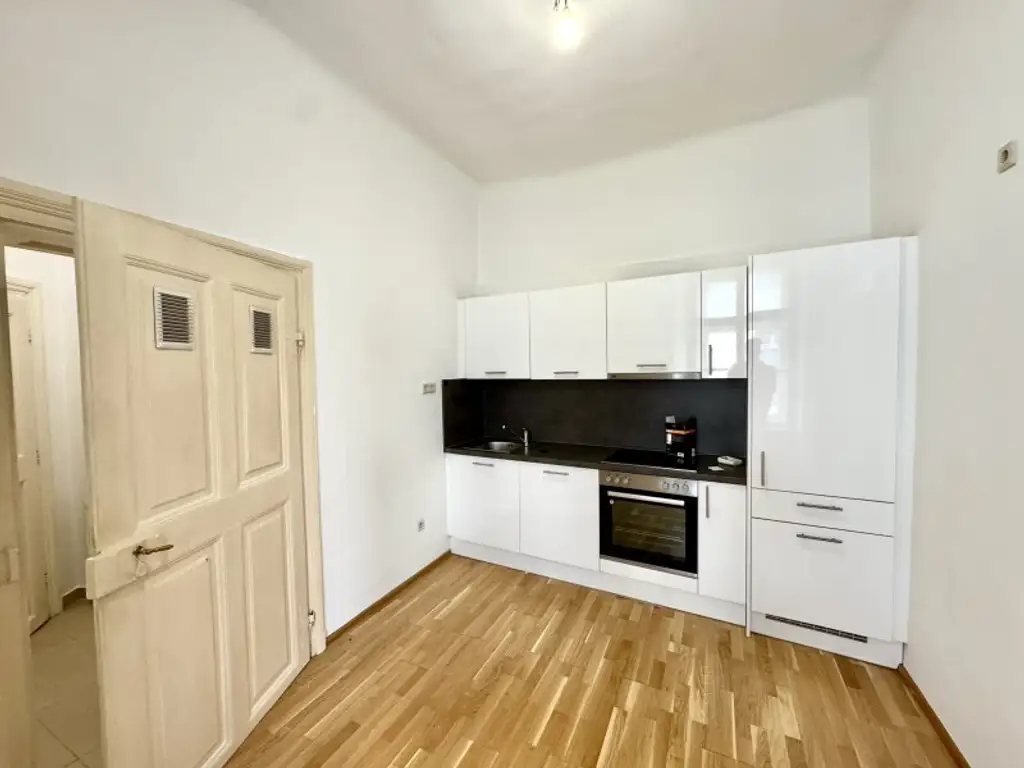 NEU! Geräumige 2,5-Zimmerwohnung im Beethovenhaus zu vermieten!