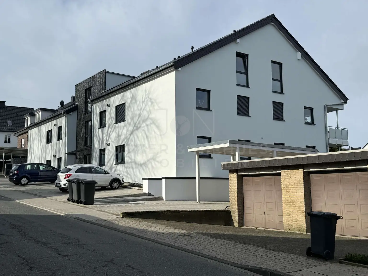 Straßenansicht