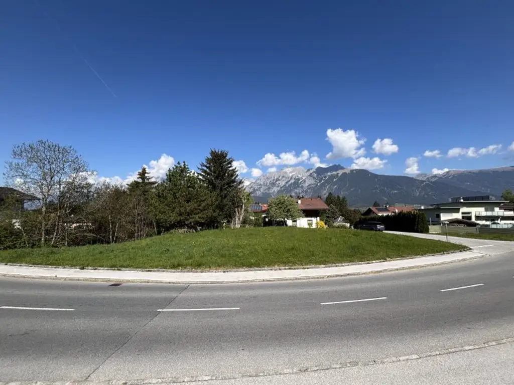 Ca. 1000 Quadratmeter großes Baugrundstück in Weerberg!