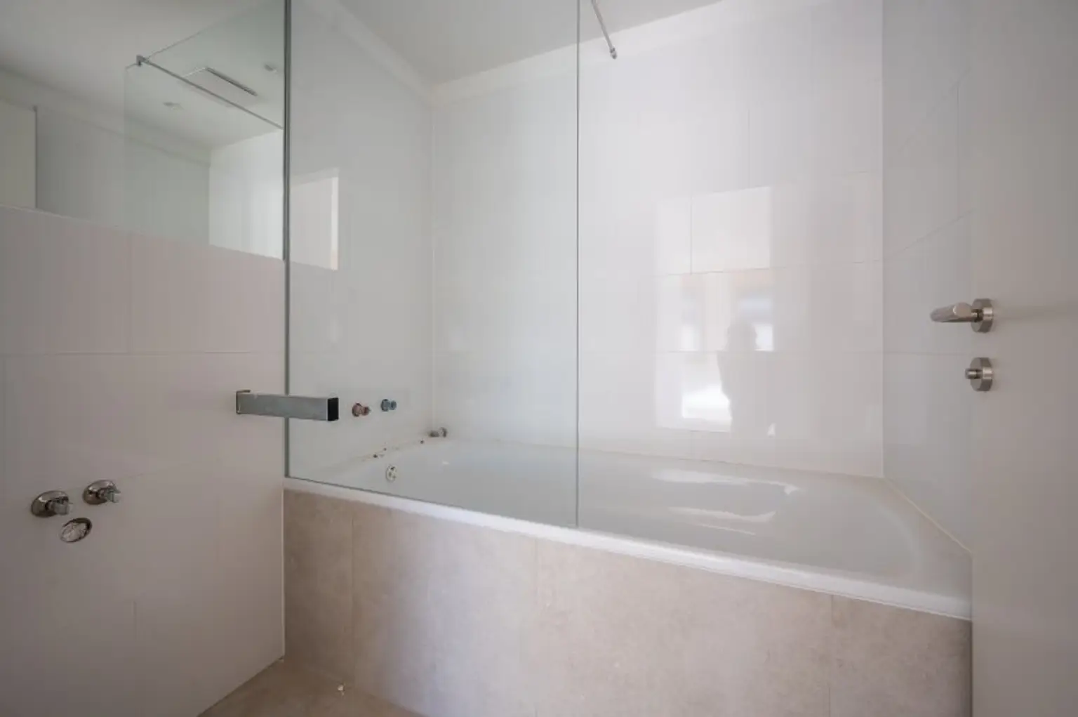 ++MOLLARD 50++ hochwertige 3-Zimmer-Wohnung mitten im Herzen der Stadt