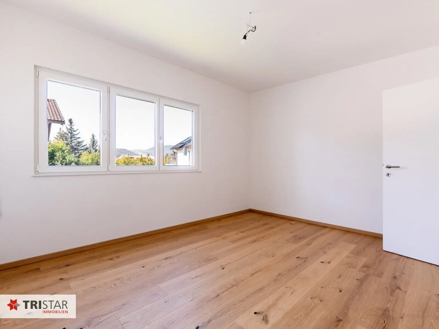 Moderne Doppelhaushälfte in Wien – Erstbezug mit Garten und Terrasse! Ideal für Familien!