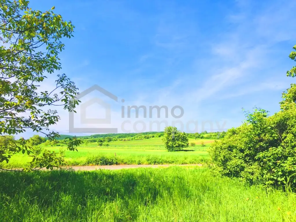 Baugrund gesamt im Paradies