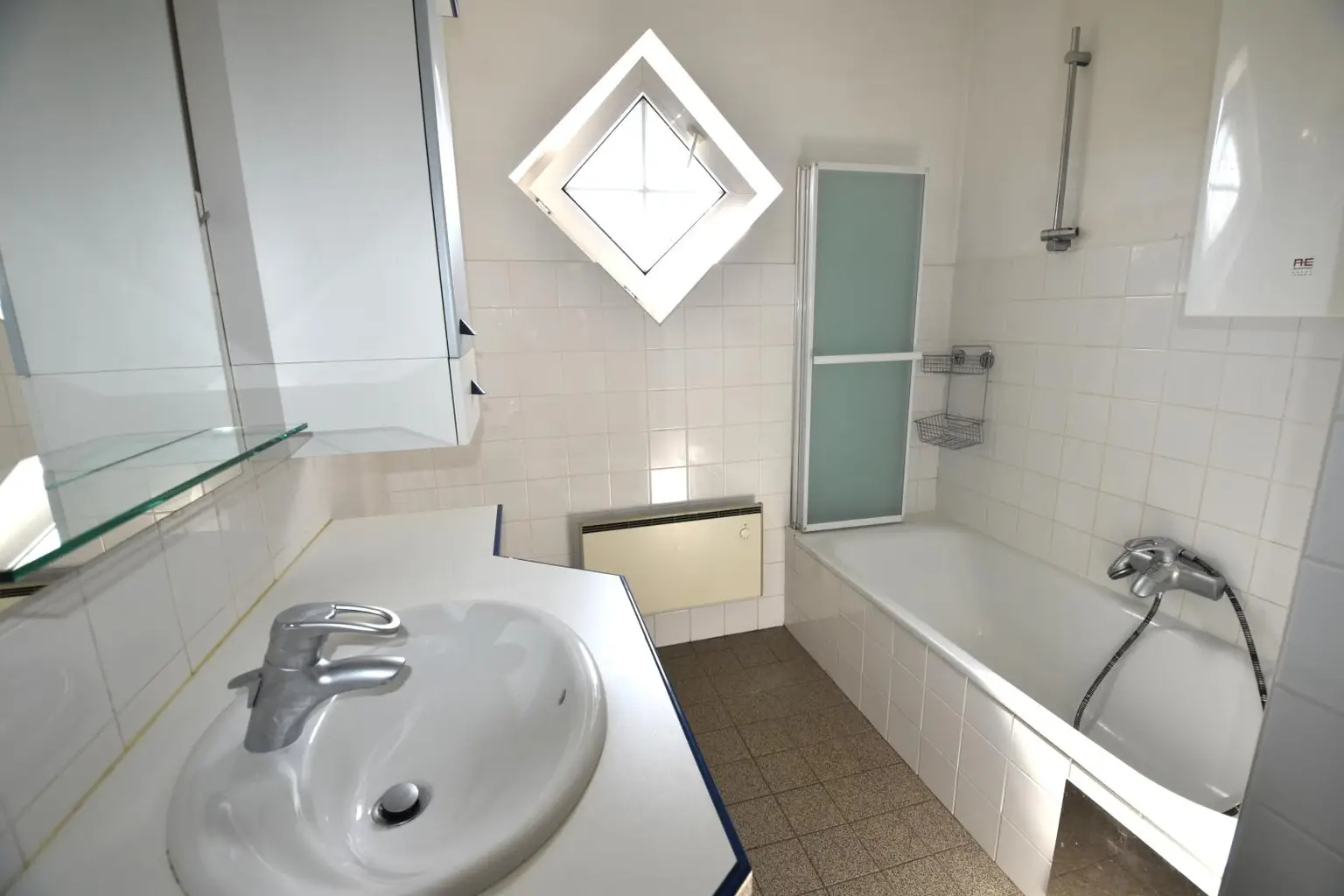 4-Zimmer Wohnung mit Loggia und Tiefgaragenstellplatz in Neuhofen/Ybbs