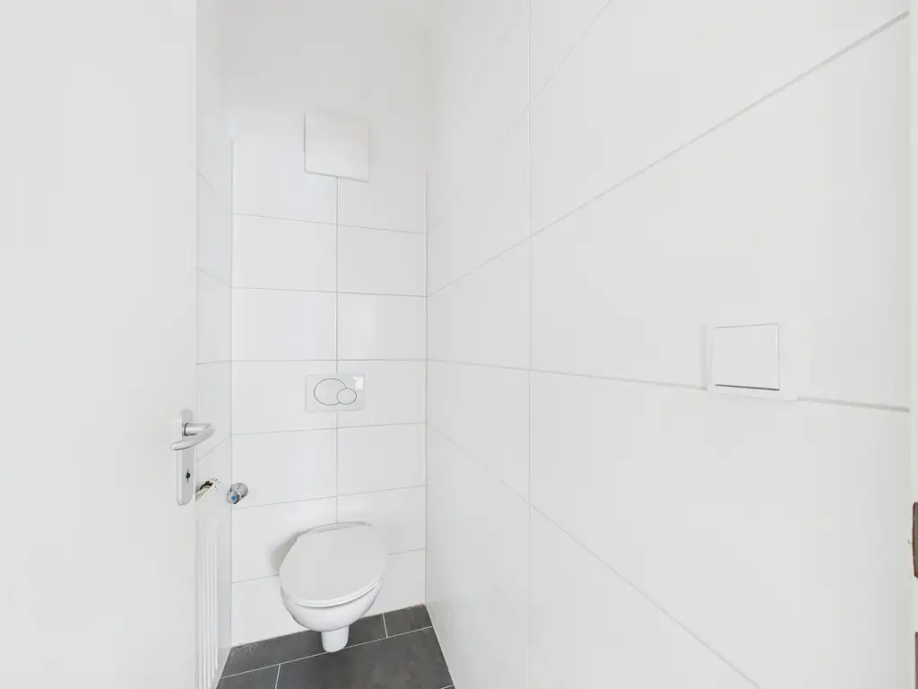 Linz/Stadt: TOP-MIETWOHNUNG ca. 116,7 m²  + BALKON nähe Promenade/Landestheater