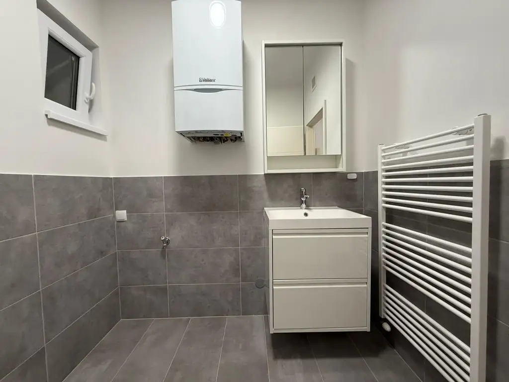 Erstbezug – Modern sanierte 2-Zimmer-Wohnung - Nähe U1