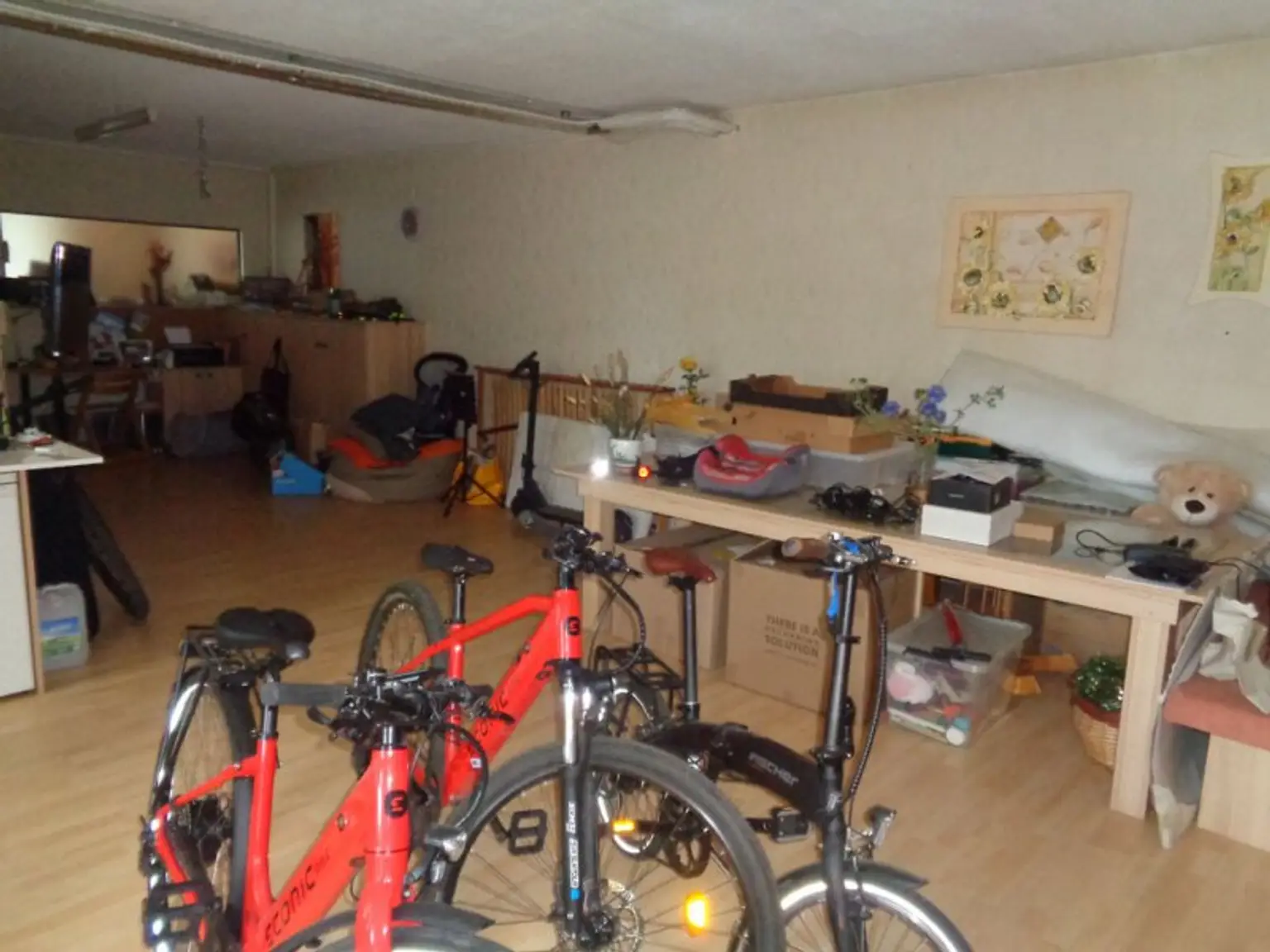 Zistersdorf: A5 - Mistelbach -Nähe: Wohn und Geschäftshaus mit großer Halle