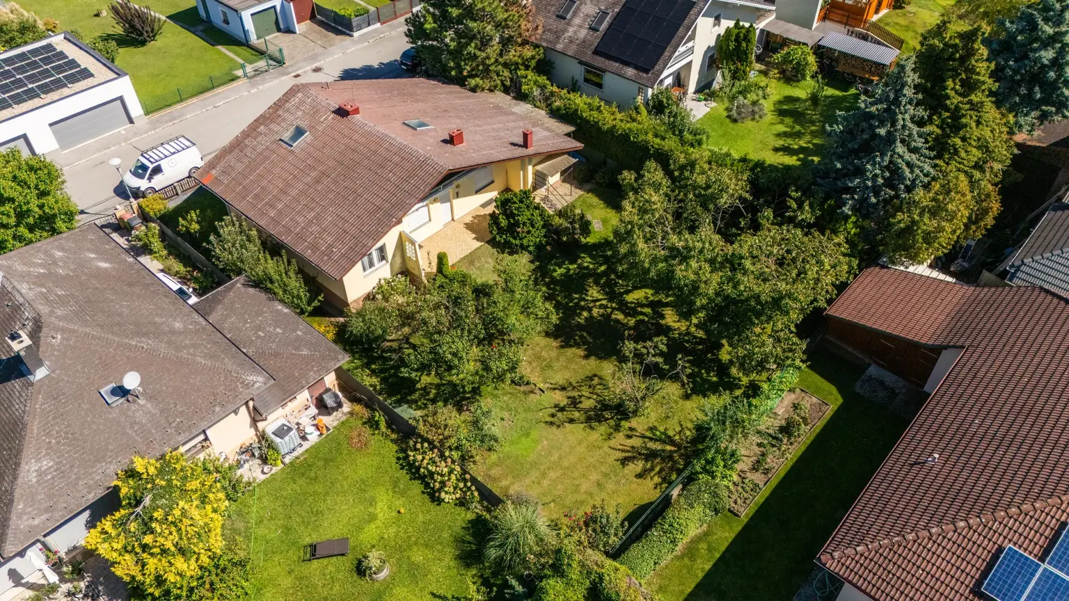 "Bungalow - sonnig- gepflegt- 4 Zimmer "