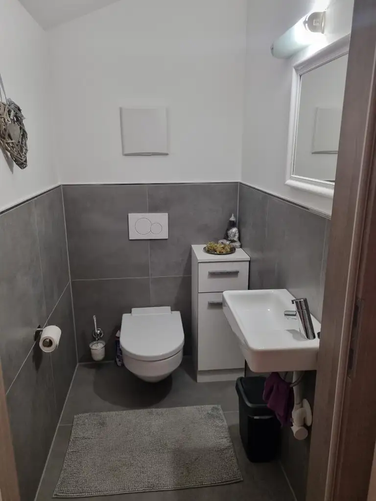 Gemütliche Mansardenwohnung mit Südbalkon und Weitblick!