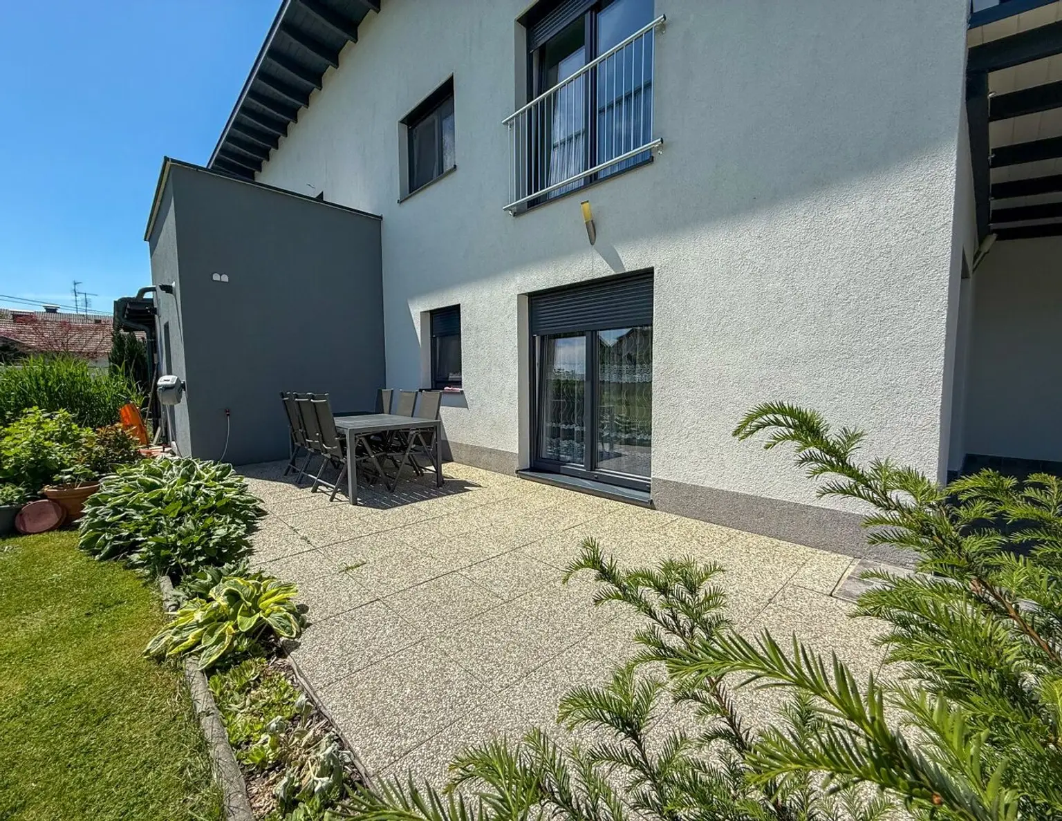 Doppelhaushälfte mit Garten und Terrasse