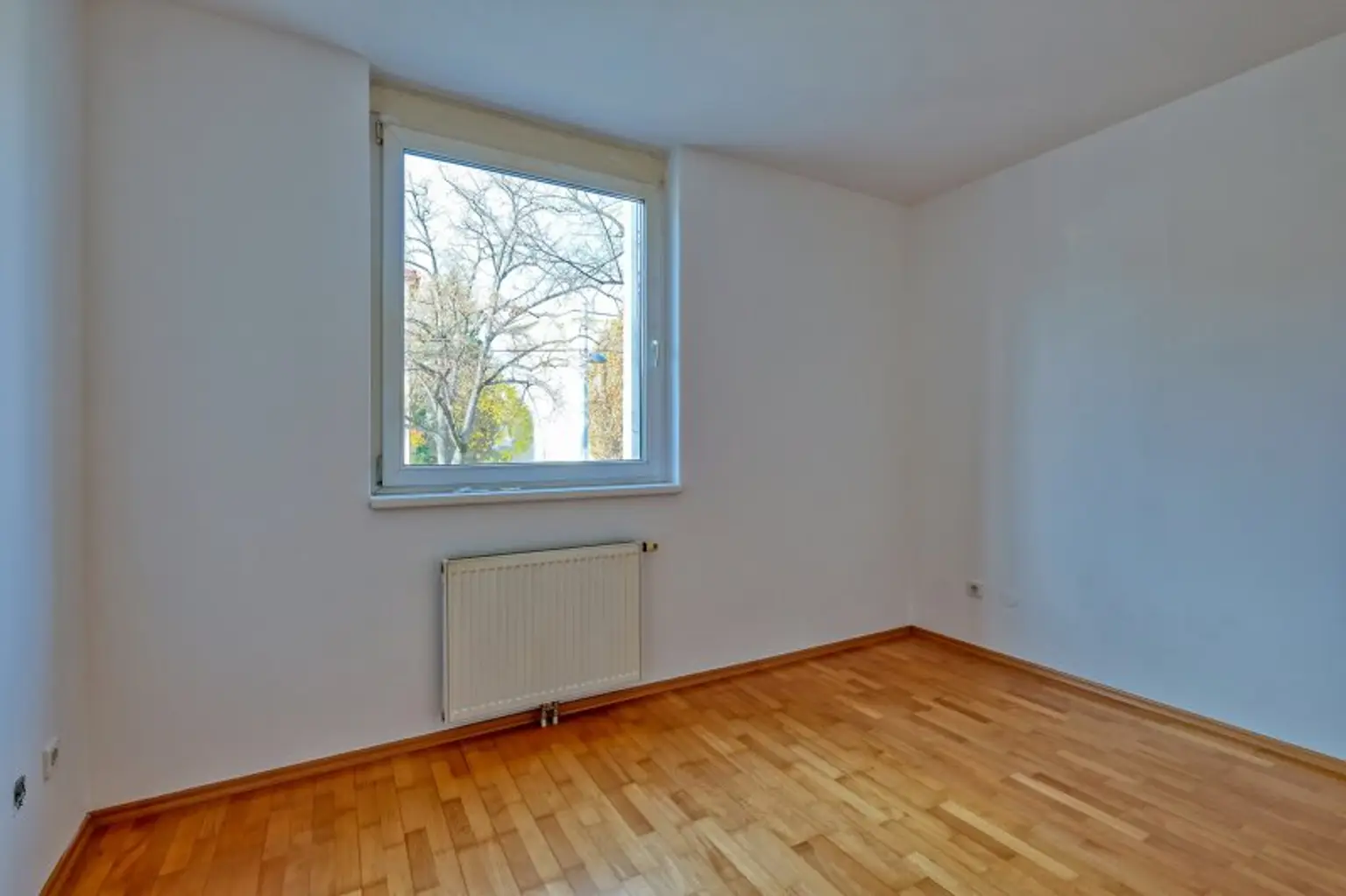 Helle Balkonwohnung nahe Grinzing!