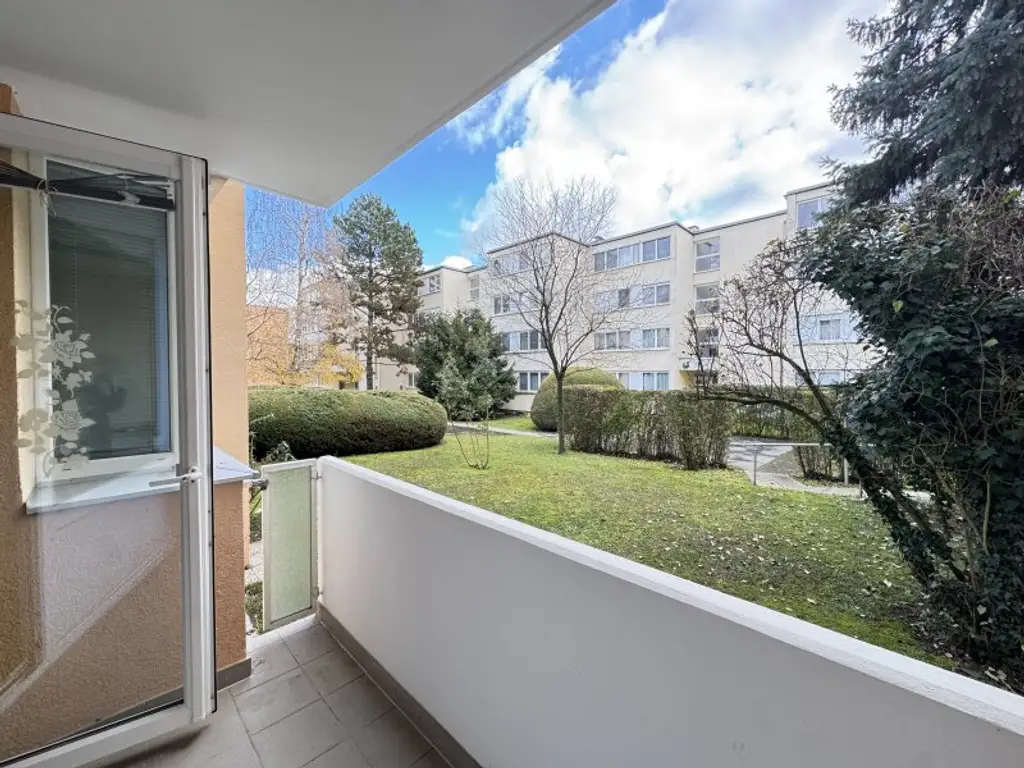 Charmanter Familienhit mit Loggia & viel Potenzial in absoluter Ruhelage von Klosterneuburg