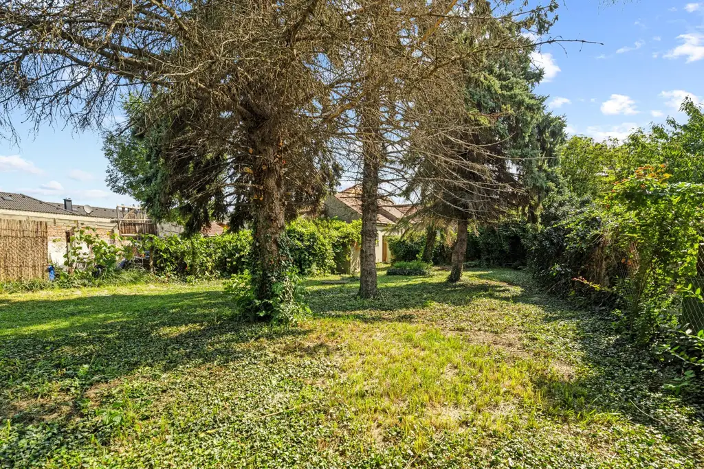 "Ihr Projekt mit Potenzial - Sanierungbedürftiges Haus in ruhiger Dorflage!"
