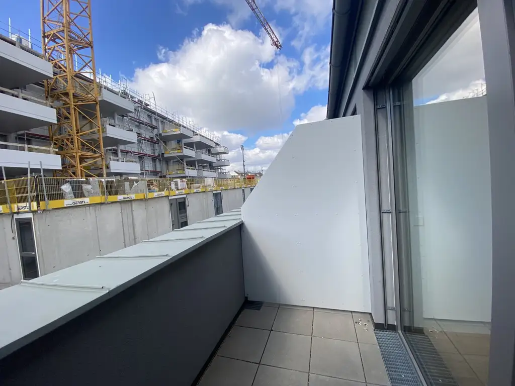 TRAUM - Sonnige 2 Zimmerwohnung mit Dachterrasse - 1 bedroom Apartment with terrace