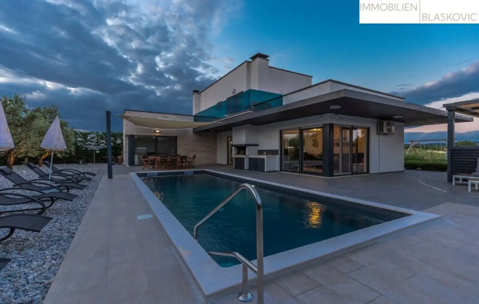 Wunderschöne Villa mit Pool in der Nähe von Visnjan