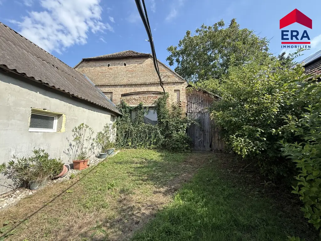 PREISREDUZIERUNG: Historisches Bauernhaus mit großem Grundstück & vielseitigen Nebenflächen