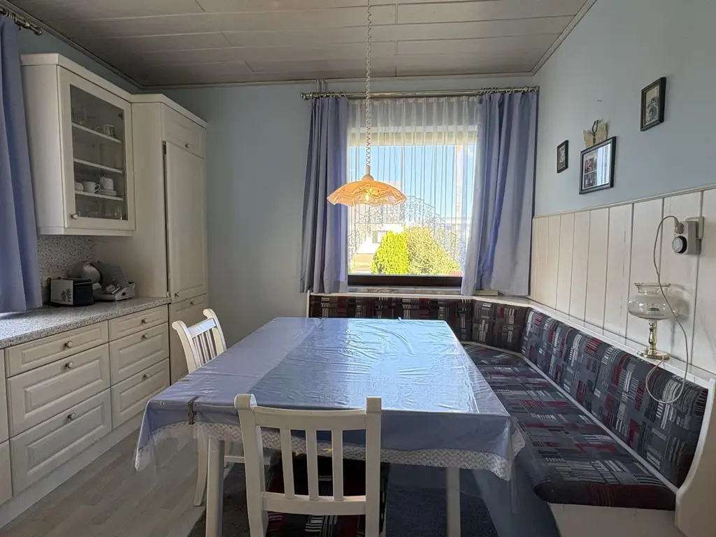 Charmantes Einfamilienhaus mit großem Grundstück und Gartenparadies