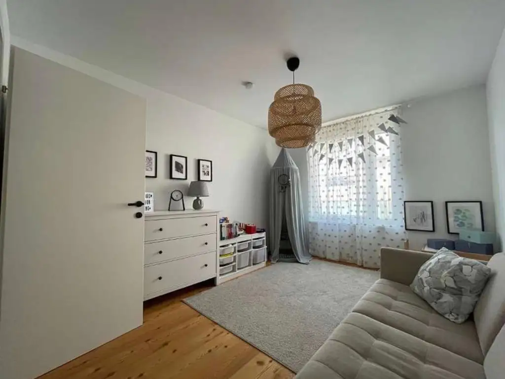 Helle 4-Zimmer-Wohnung mit Balkon und Garagenplatz