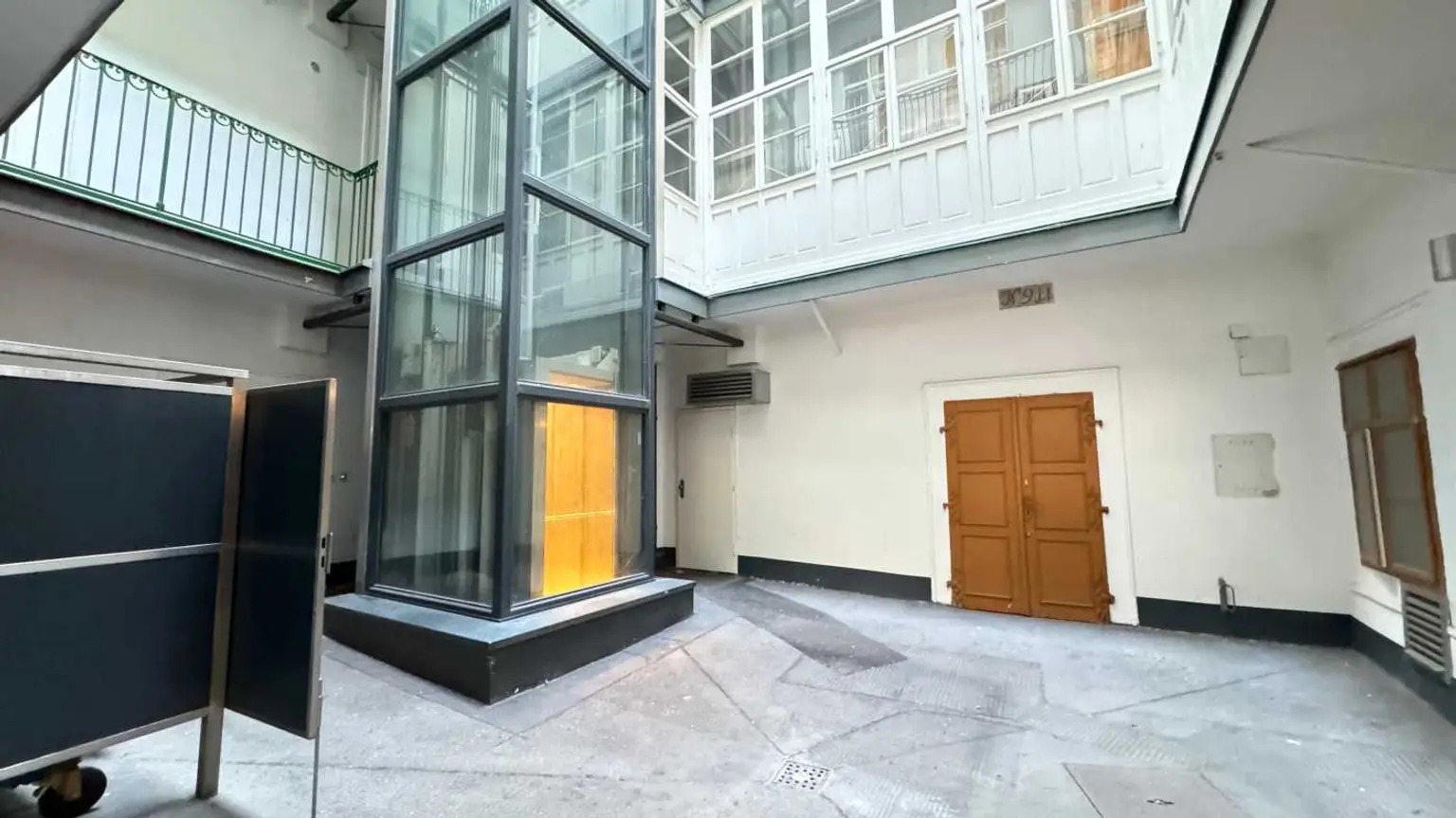 Schönes Altbaubüro in top Lage zu mieten!