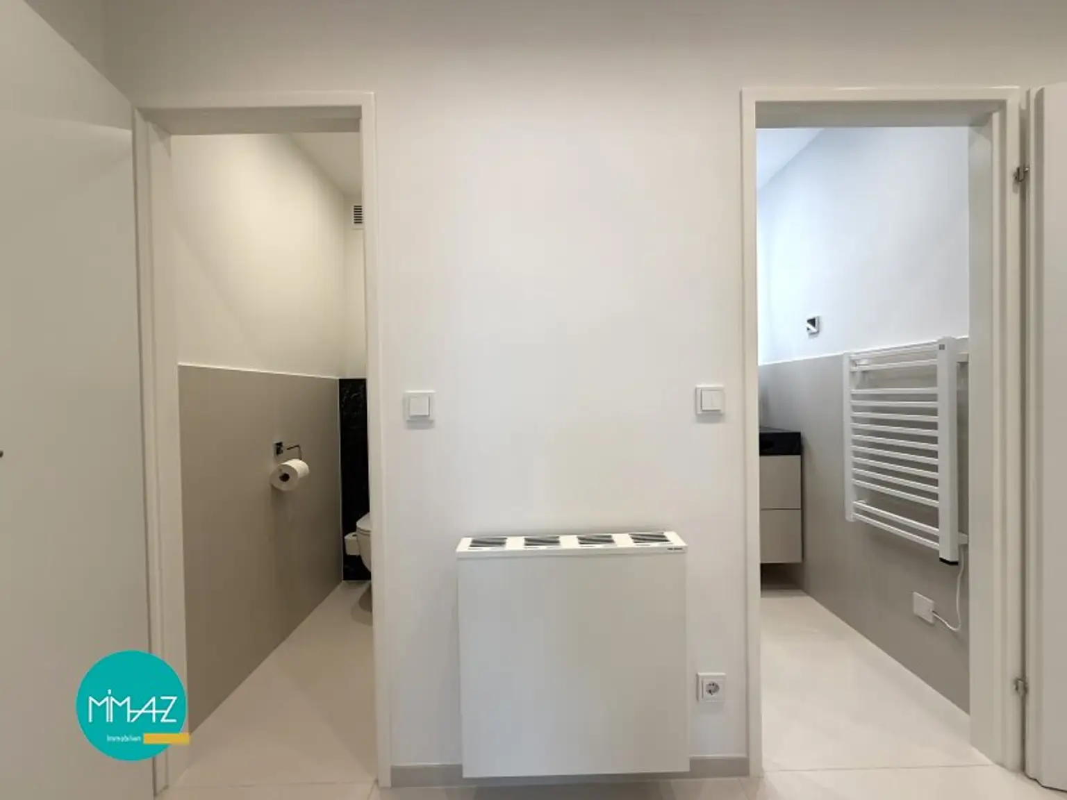 Badezimmer und sep. Toilette