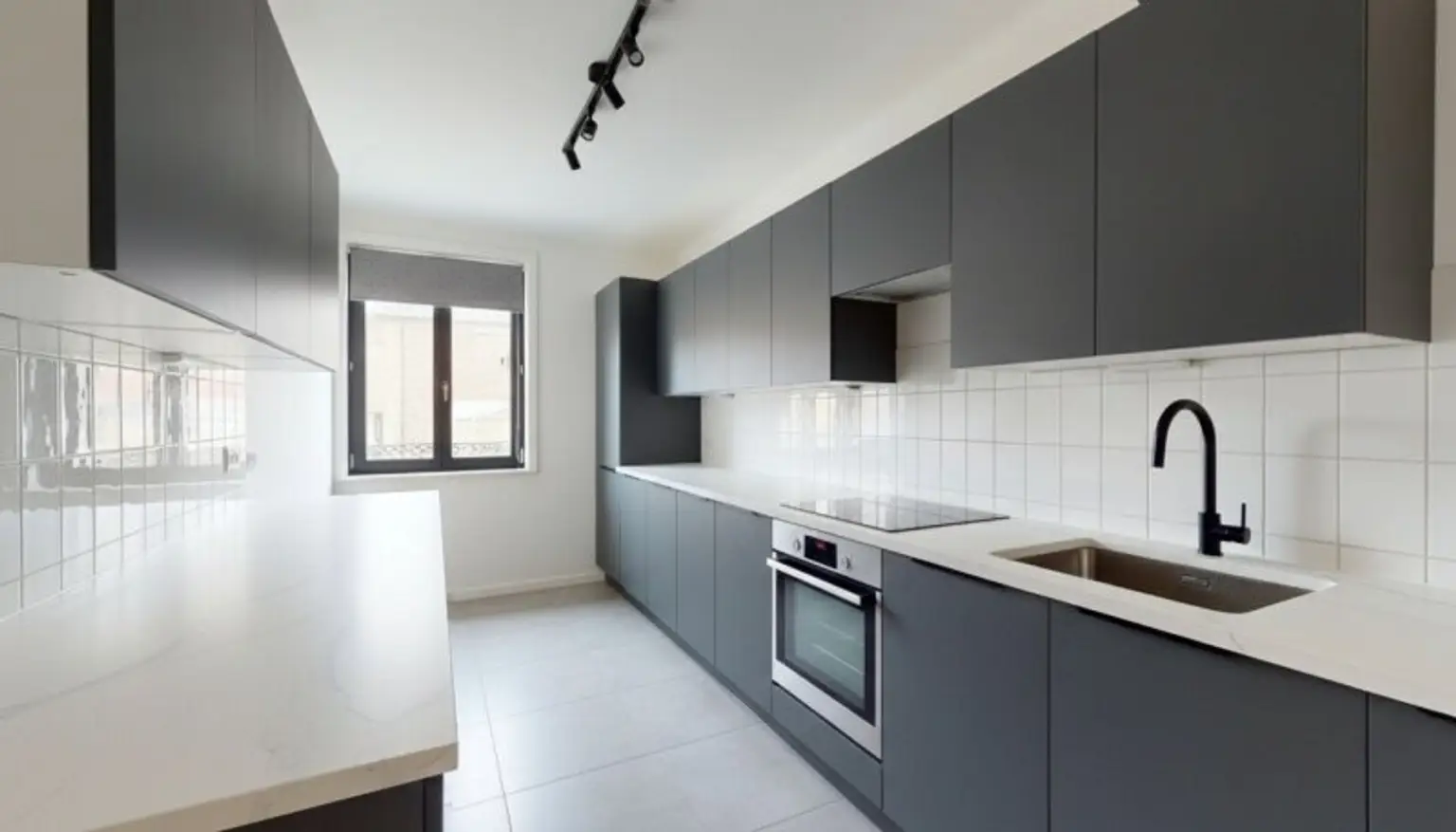 Gellertplatz - Sanierungsbedürftig - U-Bahn Nähe - Balkon optional