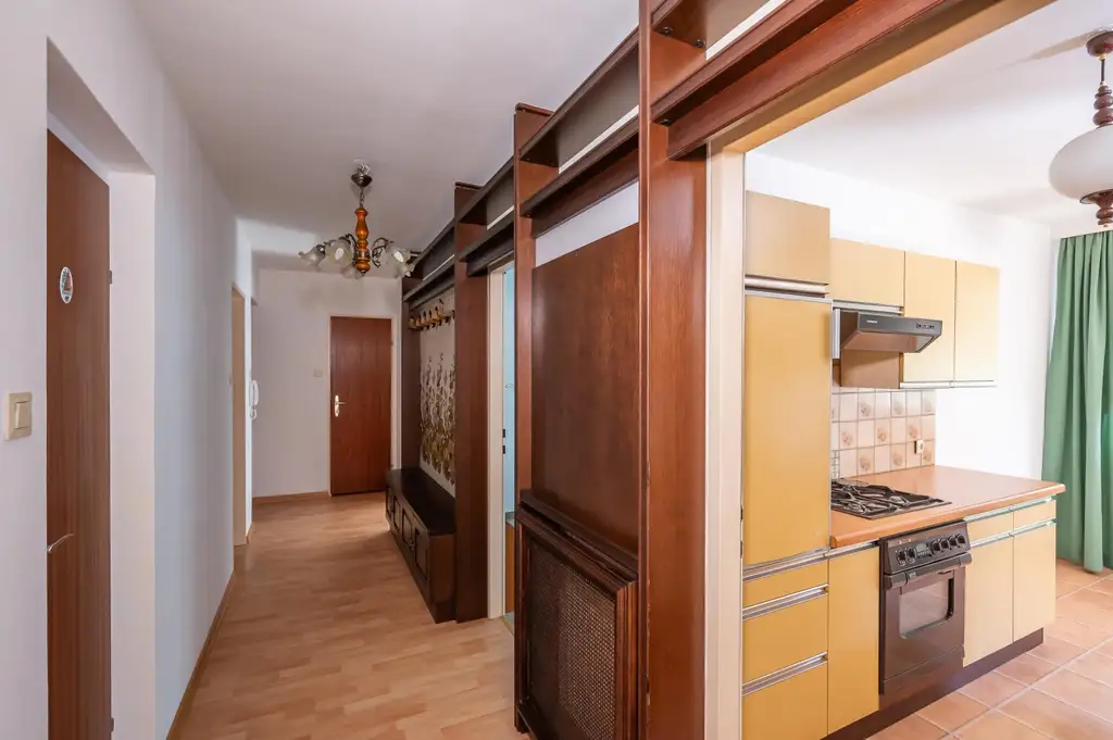 3 ZIMMERWOHNUNG MIT BALKON