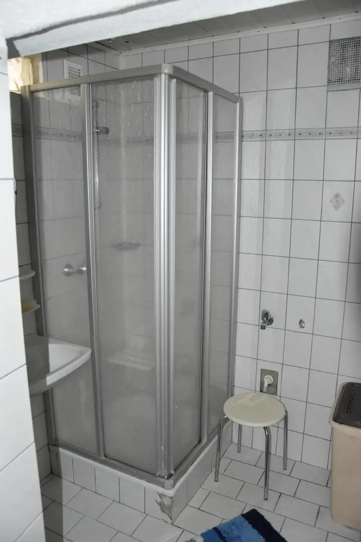 Dusche im EG