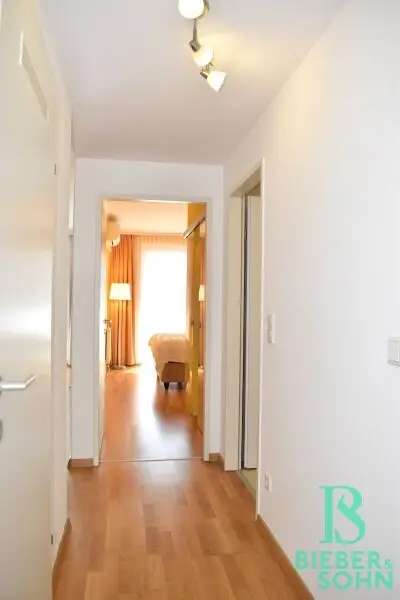 Hochwertige 4-Zimmer-Wohnung mit XL-Balkon, top Infrastruktur und Extras