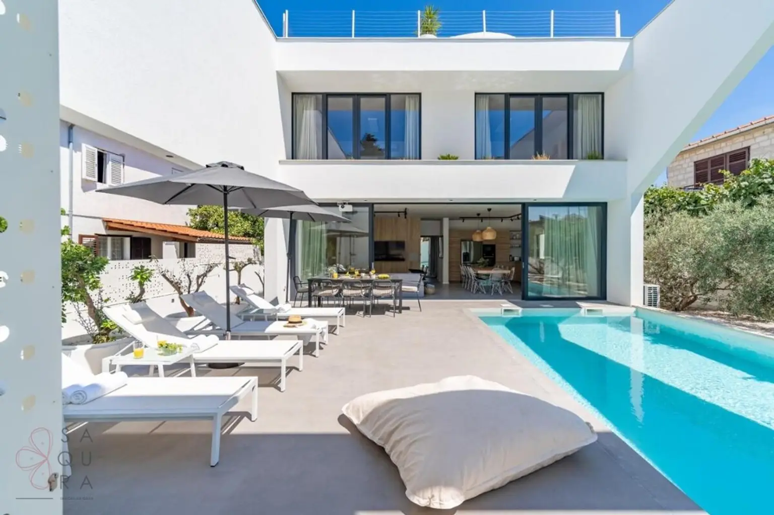 Amazing New Villa auf der Insel Brač – Mediterraner Luxus direkt am Meer