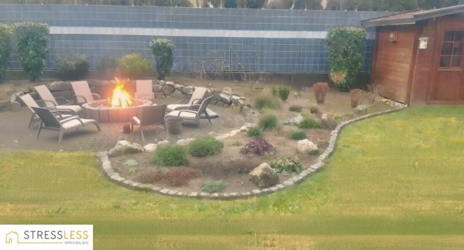 Großzügig geschnittenes Ein- / Zweifamilienhaus nur 3 Minuten vor der Wiener Stadtgrenze!