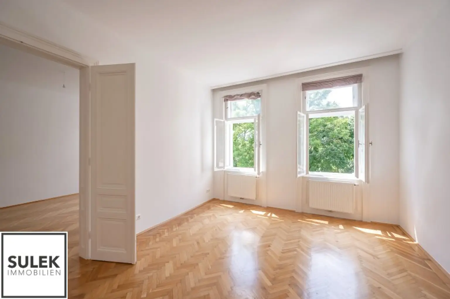 Schönbrunner Allee: 3-Zimmer-Altbauwohnung mit perfekter Aufteilung und Grünblick
