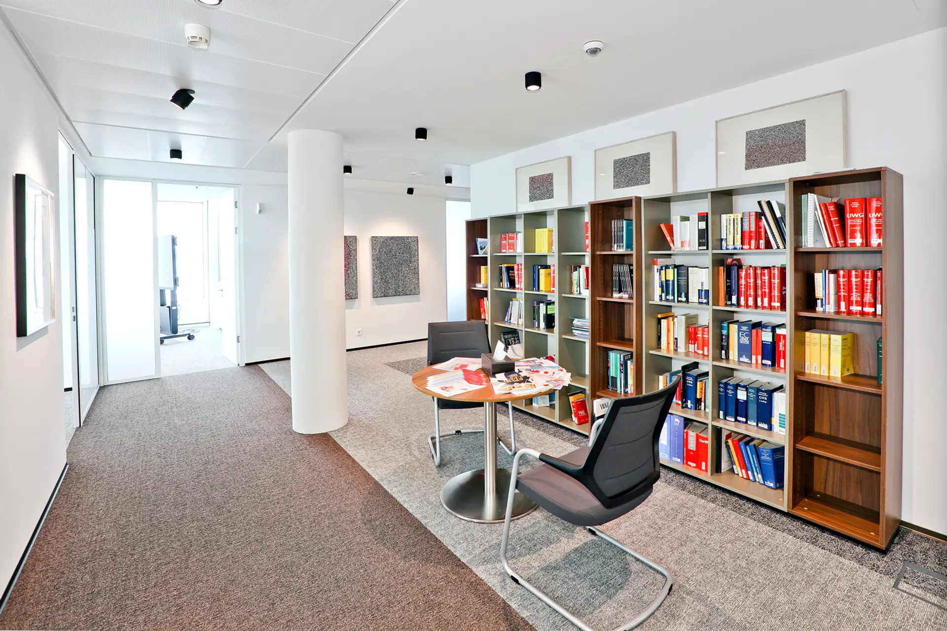 260309 DENK DREI BT B Büro 2