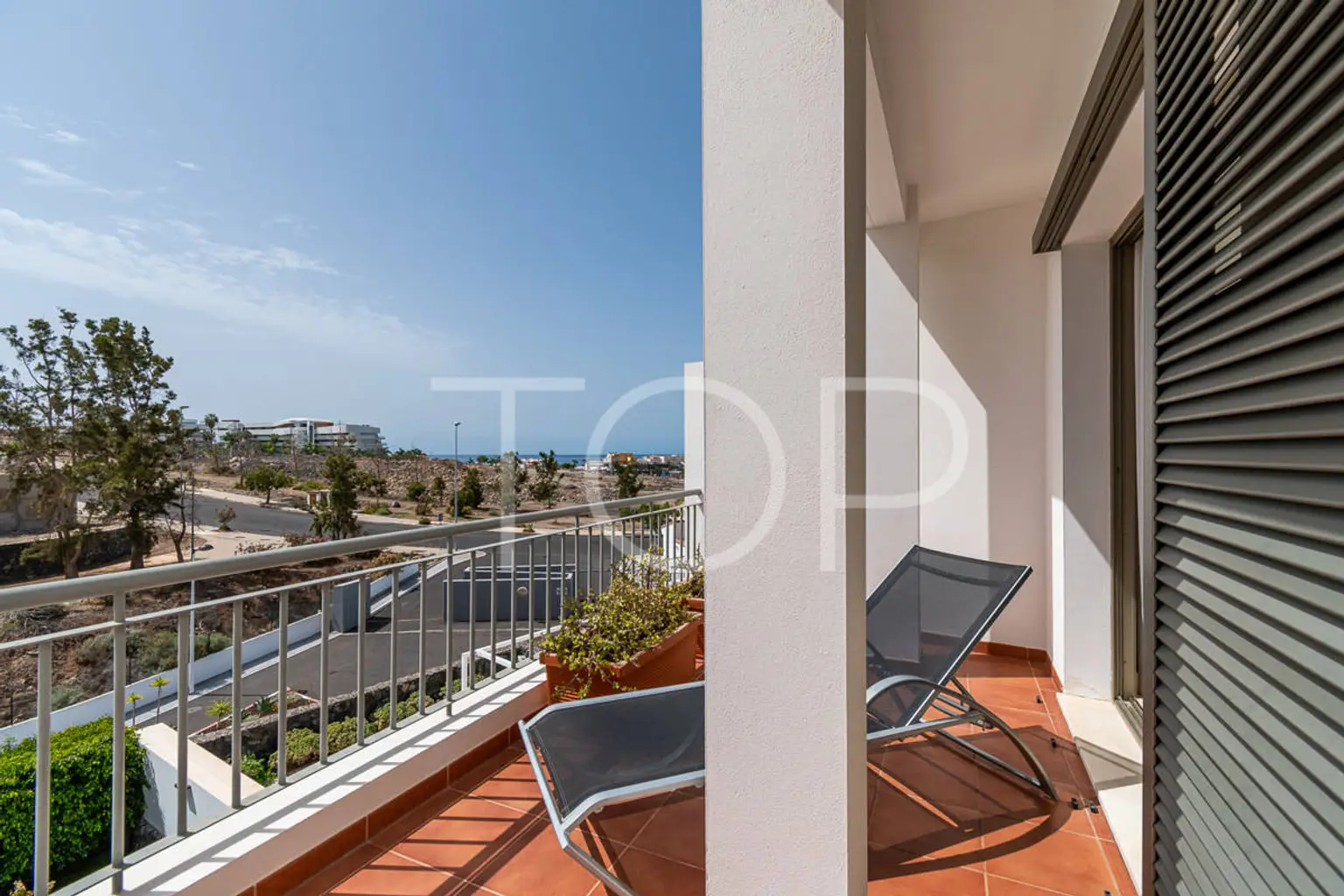 Apartment-Magnolia-Golf-Resort-Terrace-Palm-Mar-Tenerife-3