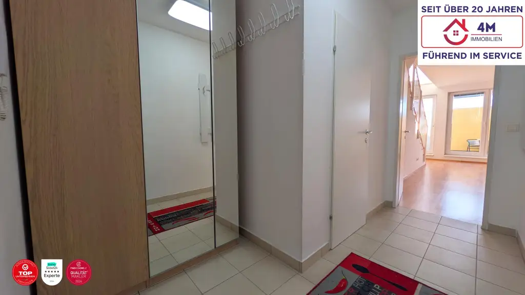 🌳Wohnen im Grünen, leben in Stadtnähe: Stilvolle 3 Zimmer Maisonette mit Terrasse, Balkon privatem Seezugang und Garage🌅