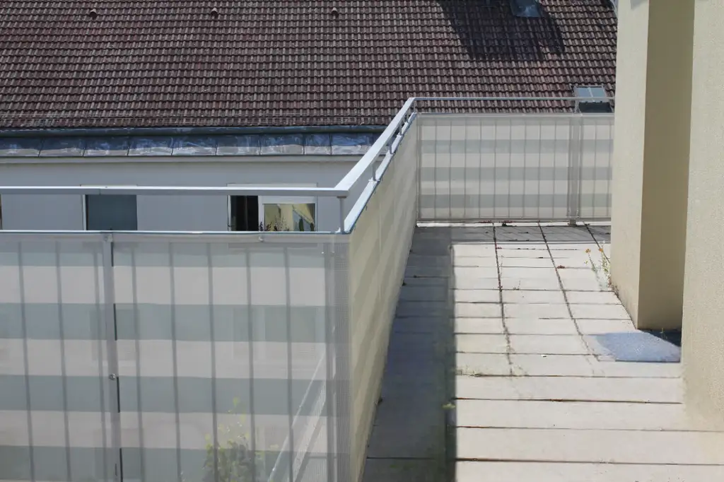 "33 m² Dachterrasse mit Wohnung"