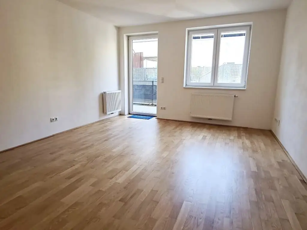 EIGENGARTEN, LORYSTRASSE, 75 m2 Neubau mit 23 m2 Garten, 2 Zimmer, Wohnküche, Wannenbad, Parketten, 1. Liftstock
