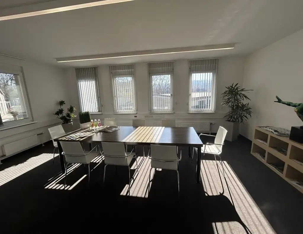 Attraktives Büro/Praxis in Wels: 293 m² - Ideal für Ihr Business!
