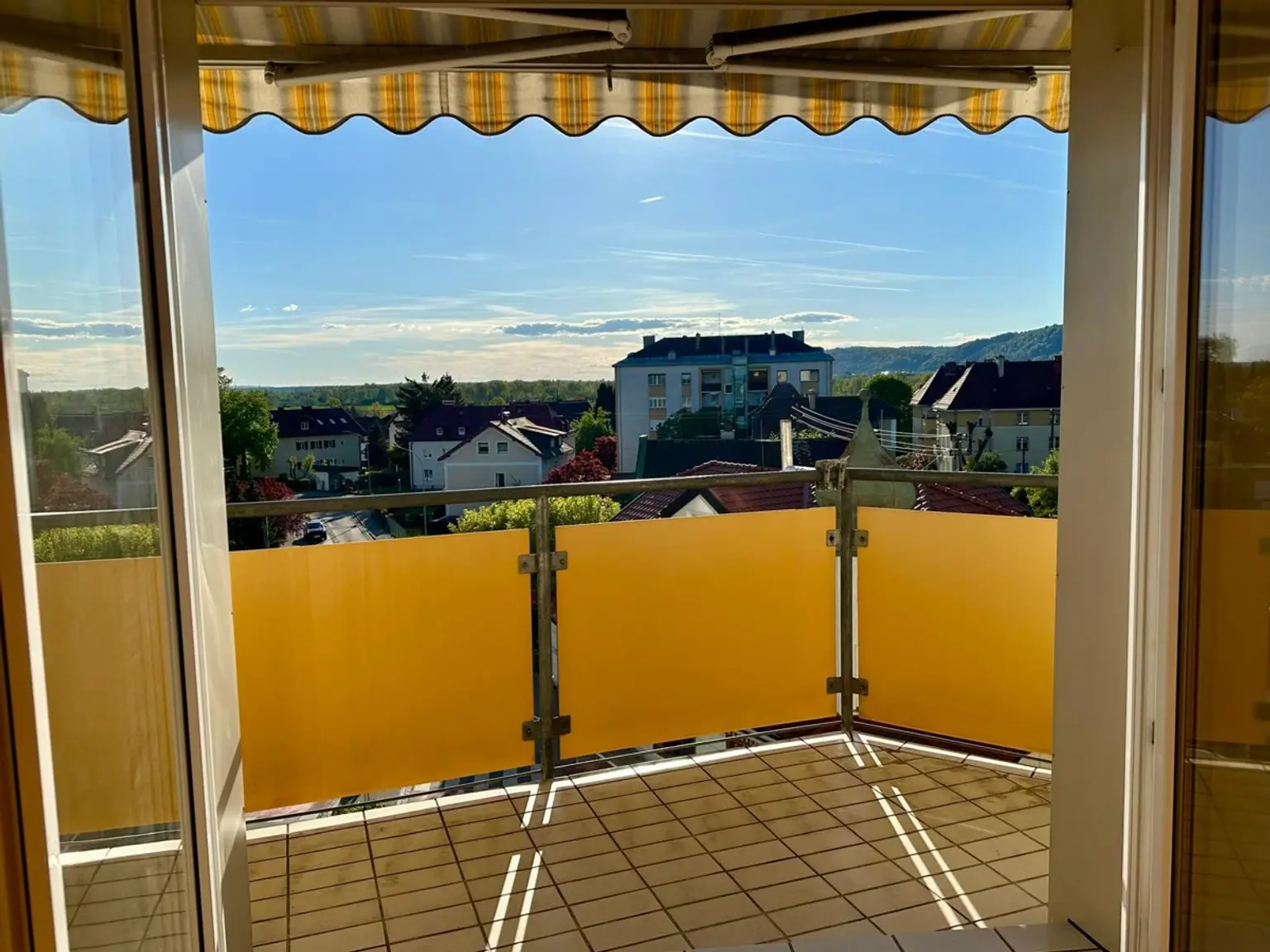 Geräumige 3-Zimmer
Wohnung mit Balkon