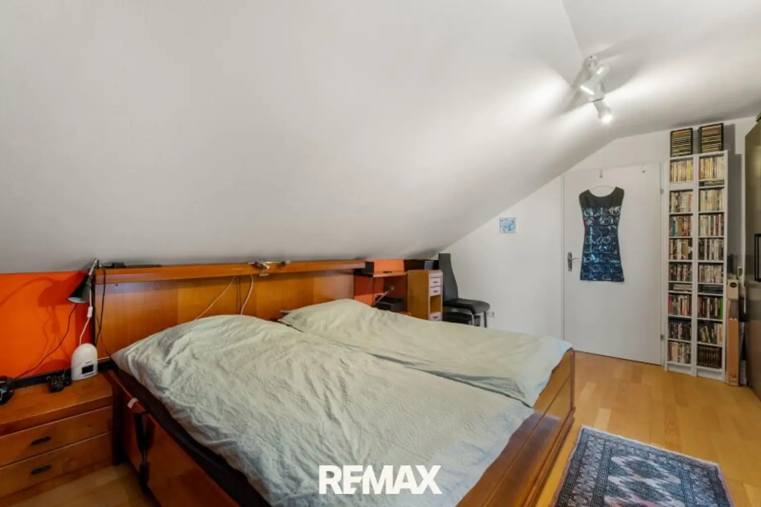 Schlafzimmer DG (1)