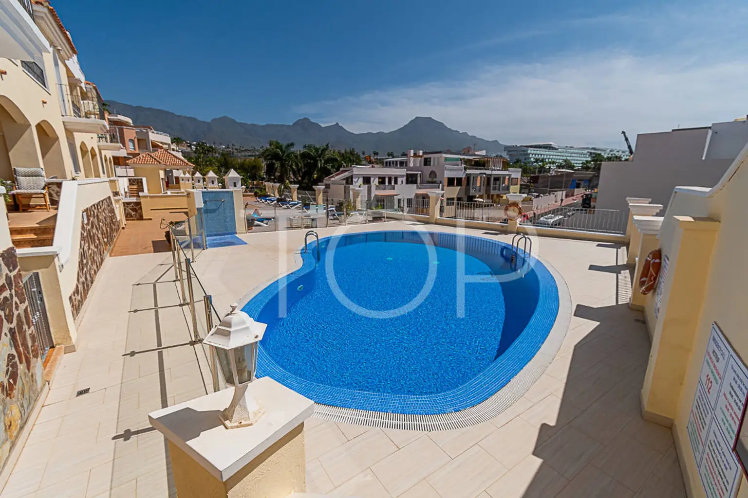 Apartament-La-Caleta-Swimmingpool -Tenerife-1
