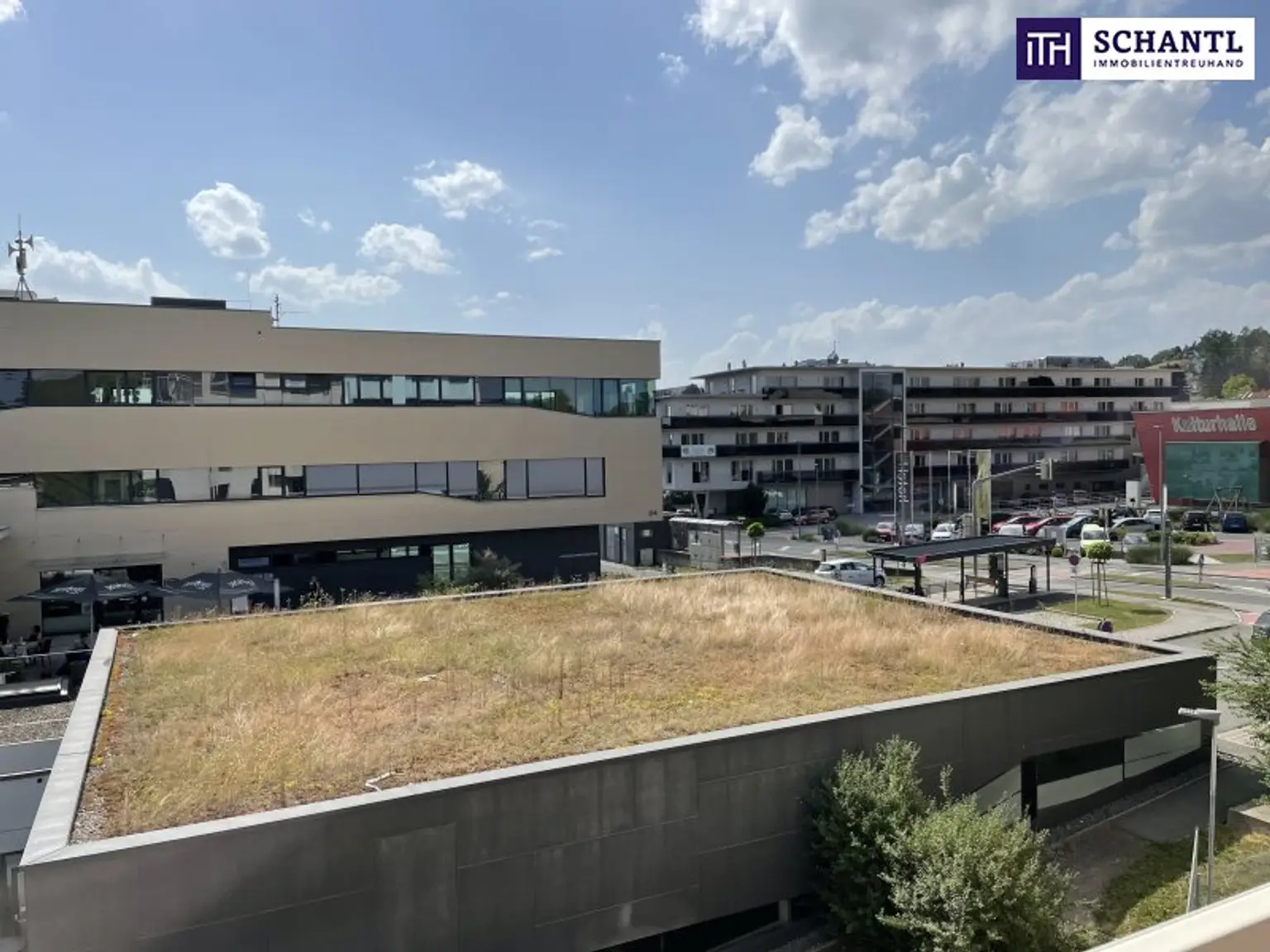 RIESIGE DACHTERRASSE + HOCHWERTIGE AUSSTATTUNG + SÜD/WEST Ausrichtung! + Tiefgarage! Nur 7 Min. von Graz entfernt!!