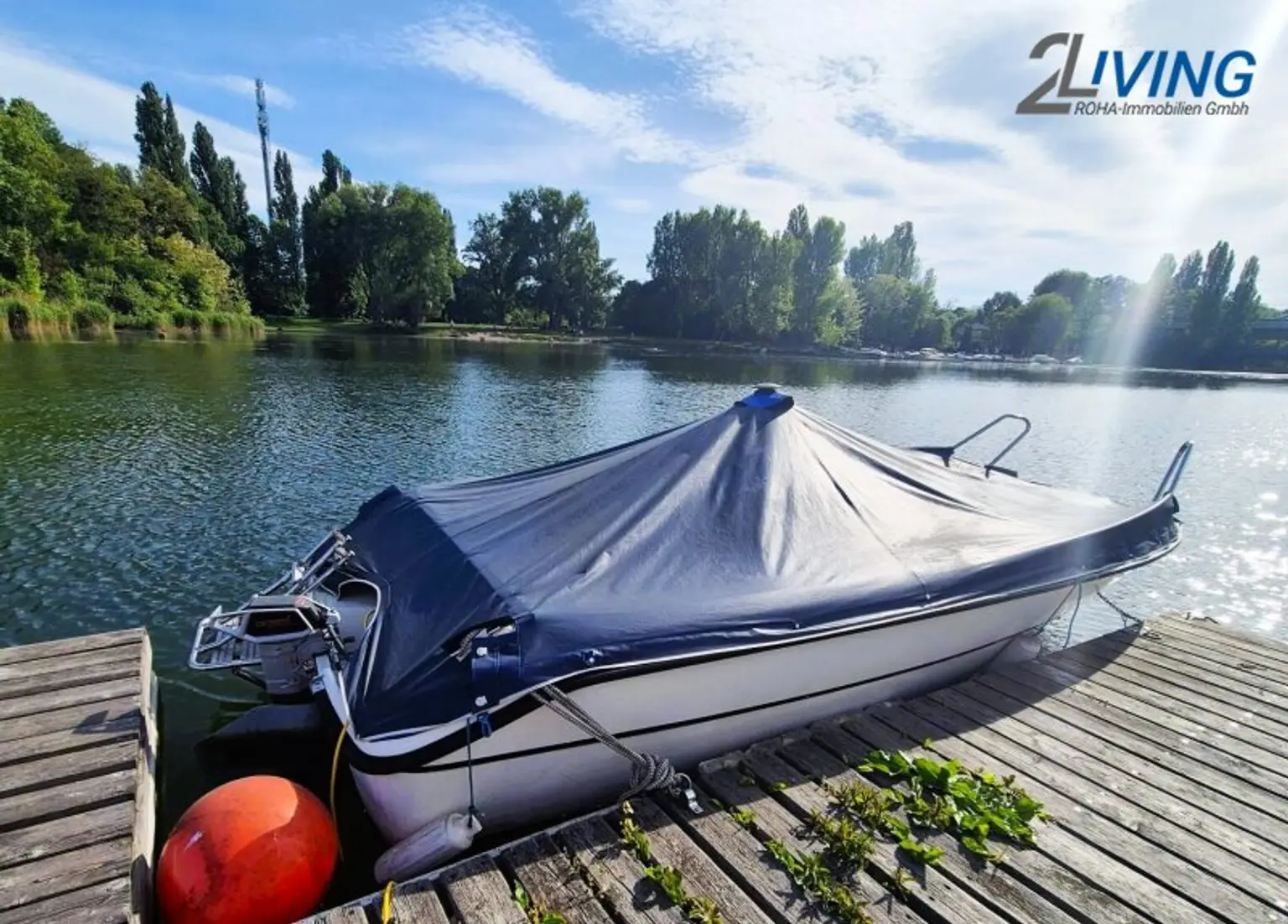 Katamaran – direkt an der Alten Donau - inkl. Boot + Anlegeplatz