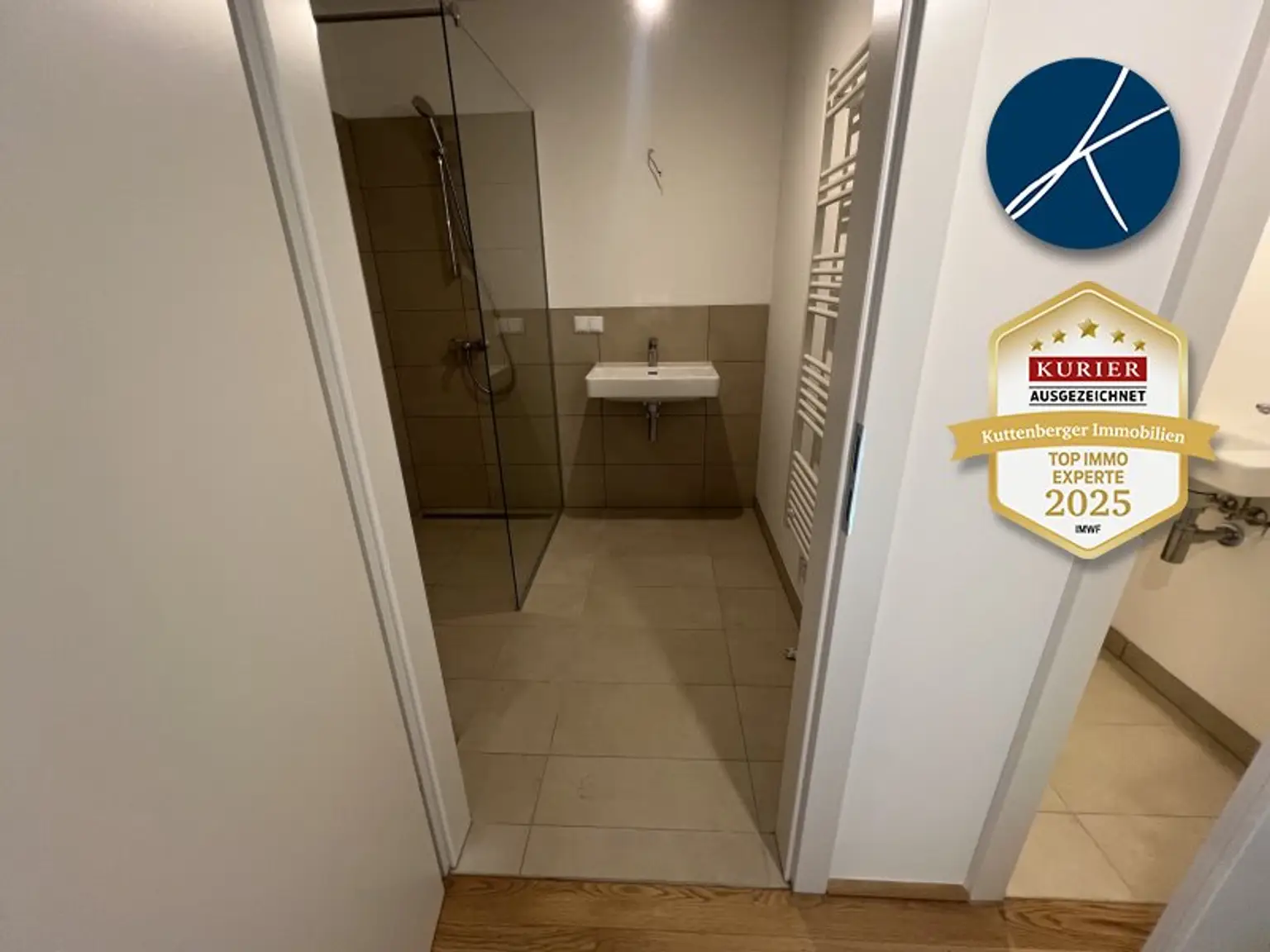 Gut vermietbar für Anleger nähe U6 Erlaaer Straße: Traum-Reihenhaus als Erstbezug mit Garten und Dachterrasse