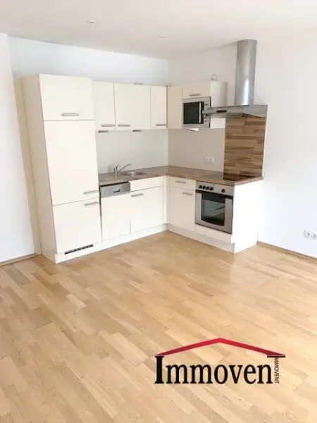 Helle 2-Zimmerwohnung mit Loggia in Margareten!