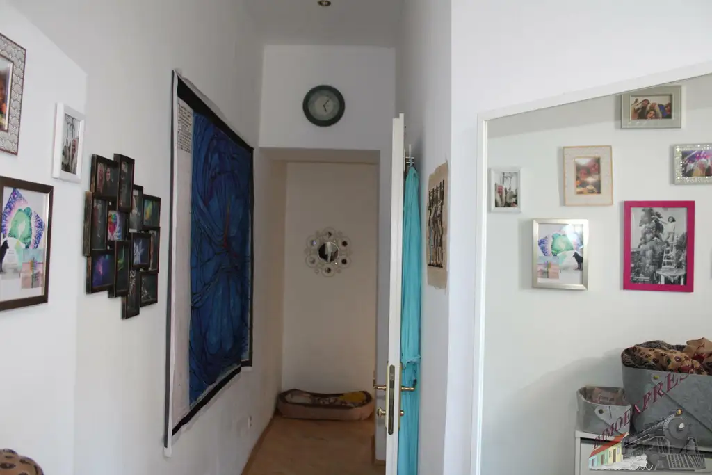 Zentrale 2-Zimmer-Eigentumswohnung mit Lift nahe U3 Kardinal-Nagl-Platz – ideale Stadtlage mit perfekter Anbindung