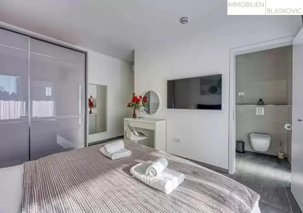 Moderne Doppelhaushälfte in unmittelbarer Nähe zum Meer - Umgebung Porec