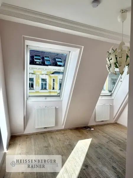PENTHOUSE MIT TRAUMHAFTEN TERRASSEN /// TOLLER GRUNDRISS /// ALSER STRASSE, ELTERLEINPLATZ