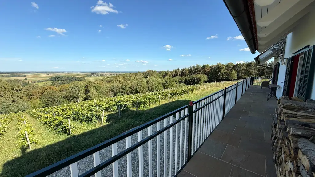 Exklusives Wohnen im Südburgenland – Traumvilla mit Panoramablick