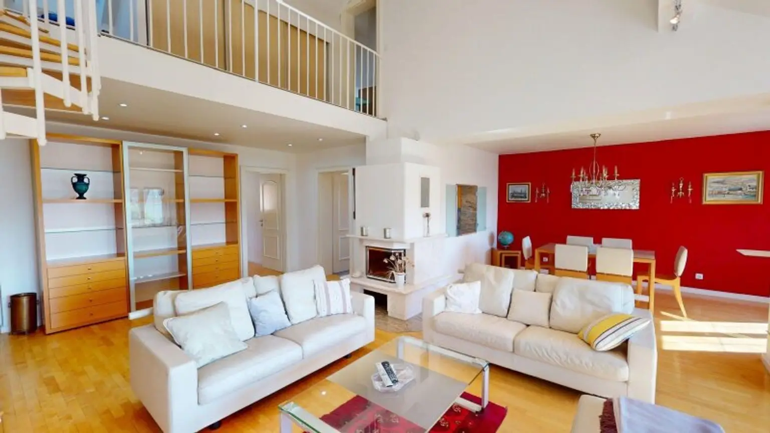 Einmalige Dachgeschoss-Maisonette mit Top-Ausstattung