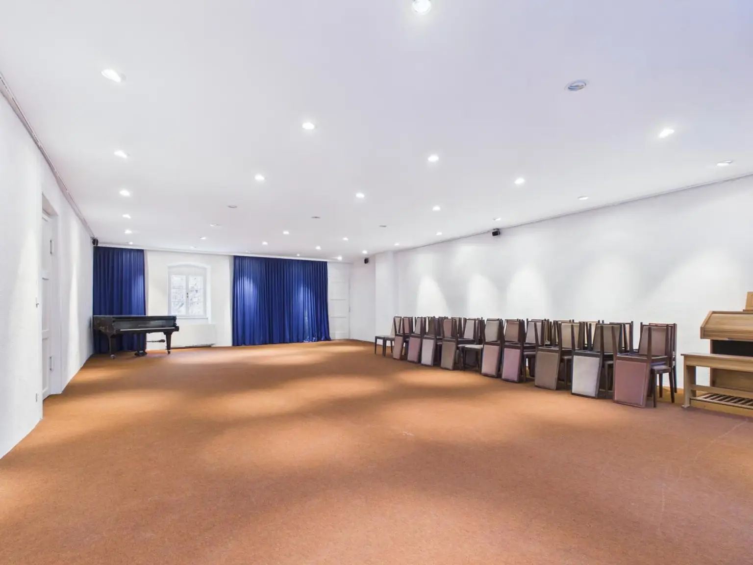 Etage 2- Veranstaltungsraum Bild 1